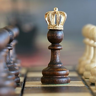 STRATEGISCHE AUSRICHTUNG FESTLEGEN STRATEGISCHE AUSRICHTUNG FESTLEGEN